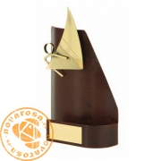 Brass design figure - Sailing