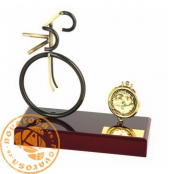 Brass design figure - Cycling